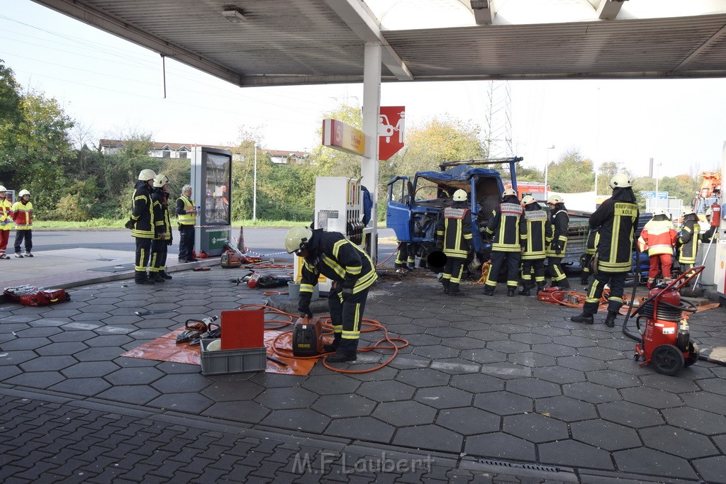 VU PKlemm LKW Tanksaeule A 59 Rich Koenigswinter TRA Schloss Roettgen P081.JPG - Miklos Laubert